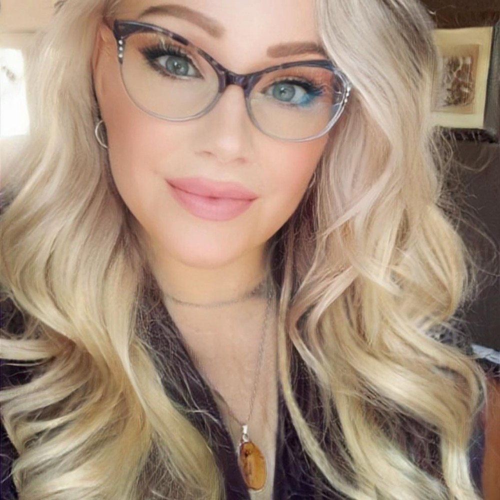 Meet your Posher, Dani